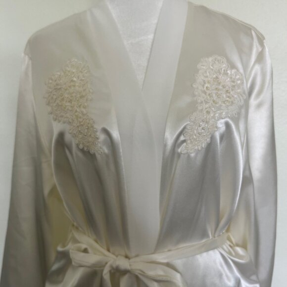 NWT Linea Donatella Short Robe Ivory Beaded Lace Satin Lingerie Bridal L/XL - Picture 4 of 7